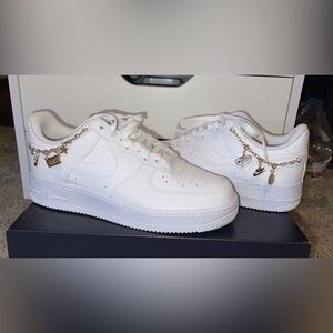 Nike Air Force 1 Lucky Charms